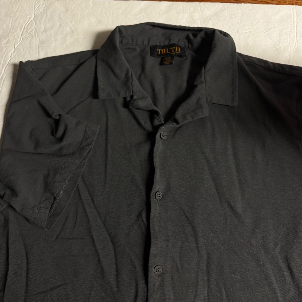 Truth by Republic Charcoal Gray Short Sleeve Button Up Camp Shirt Large
